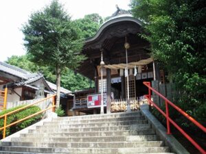 神社へ寄り道