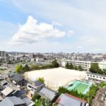 北側サービスバルコニーから小倉の市街地方面の眺望