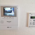 モニター付きインターホン新品交換済み・録画機能付きです。