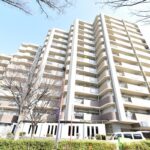 清潔感溢れる堂々した佇まいの外観です♪