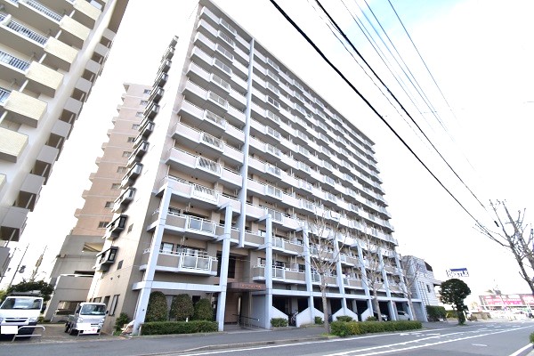 サニーヒルズ黒崎407号
