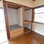 1階洋室・収納部付近