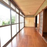 明るく風通しの良い開放的なな縁側