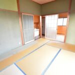 二面採光で明るい2階和室♪