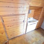 階段上付近には便利な収納あり♪