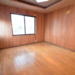 ゆとりある広さの2階洋室