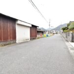 木造倉庫箇所・前面道路状況