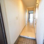 明るい玄関廊下です。