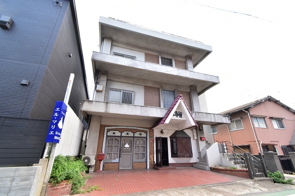 小倉北区足原２丁目・貸店舗【老舗カフェ跡】