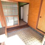 玄関ホール内